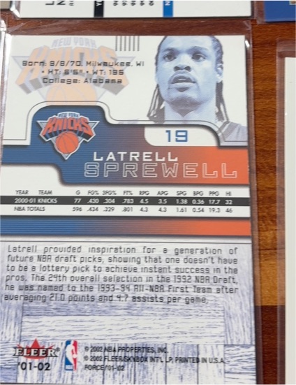 2001 Fleer #19 Latrell Sprewell — front