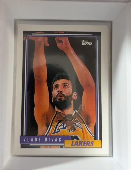 1992-93 Topps #32 Vlade Divac — front