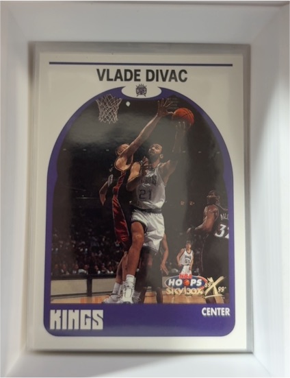 1999 SkyBox NBA Hoops Decade #172 Vlade Divac — front