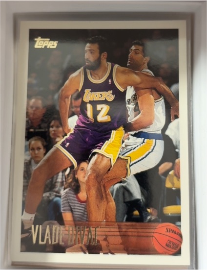 1996-97 Topps #39 Vlade Divac — front