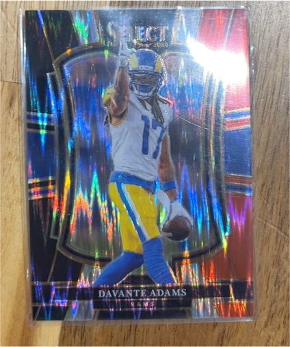 2025 Panini Select Premier Level #120 Davante Adams — front