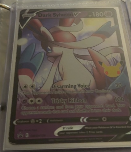 Pokémon TCG Sword & Shield #SWSH134 Dark Sylveon V — front