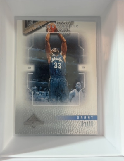 2001-02 Fleer Marquee #20 Grant Hill — front
