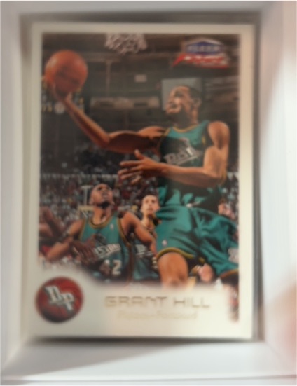 1999-00 Fleer Focus #86 Grant Hill — front