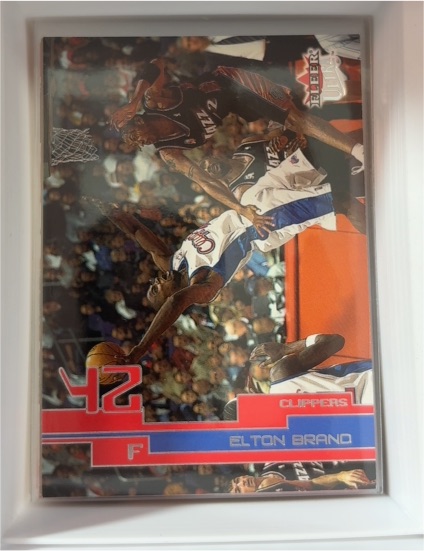 1996 Fleer #42 Elton Brand — front