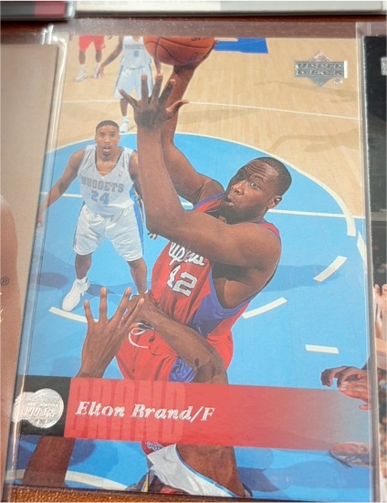 2001-02 Upper Deck #292 Elton Brand — front
