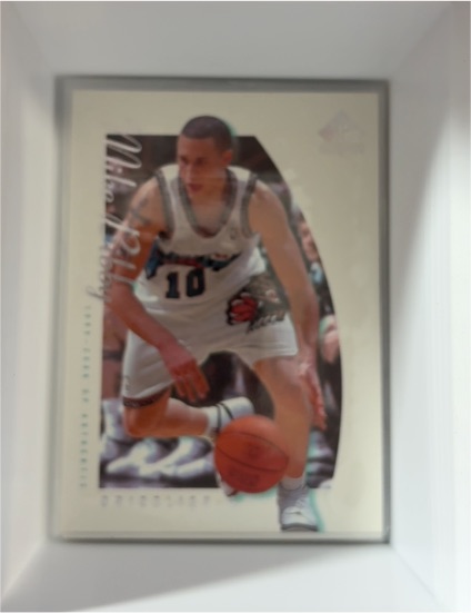 1999-00 SP Authentic #85 Mike Bibby — front