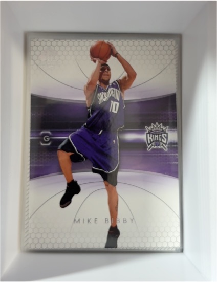2004-05 Upper Deck SP Authentic #74 Mike Bibby — front