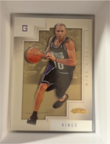 2001-02 Fleer Showcase #52 Mike Bibby Sacramento Kings — front
