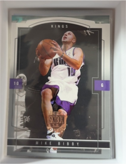 2003 Skybox Limited Edition #58 Mike Bibby — front