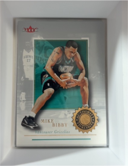 2000-01 Fleer Authority #70 Mike Bibby — front