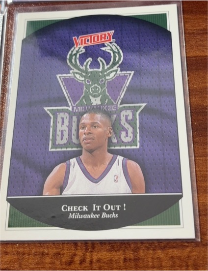 2000-01 Upper Deck Victory #246 Ray Allen — front