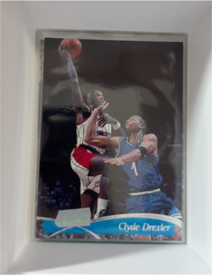 1997-98 Topps Stadium Club #141 Clyde Drexler — front