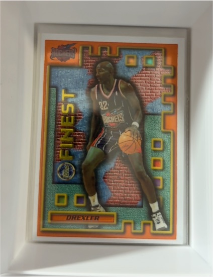 1995-96 Topps Mystery Finest #M27 Clyde Drexler — front