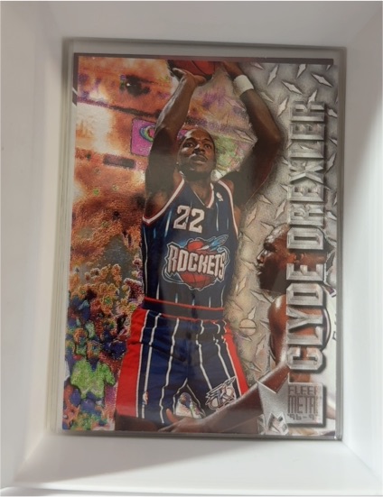 1996-97 Fleer Metal #36 Clyde Drexler — front