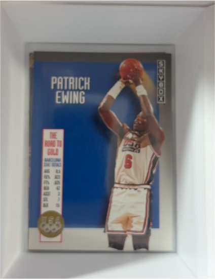 1992-93 SkyBox #USA8 Patrick Ewing — front