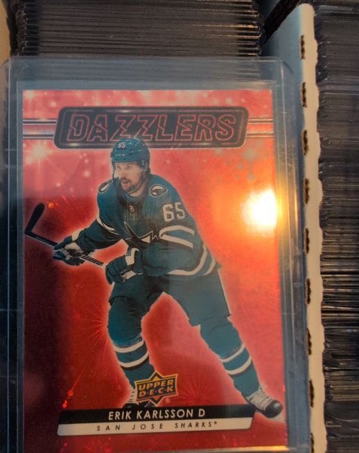 2023-24 Upper Deck #DZ-59 Erik Karlsson Dazzlers Red — front