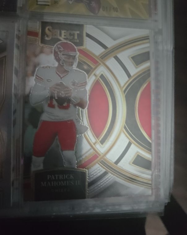 2023 Panini Select Premier Level #140 Patrick Mahomes II — front