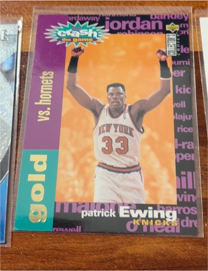 1995-96 Upper Deck Collector's Choice #C19 Patrick Ewing Crash the Game Gold — front
