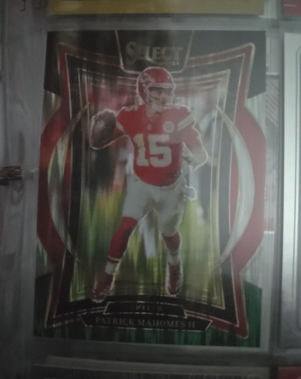 2024 Panini Select #33 Patrick Mahomes II — front