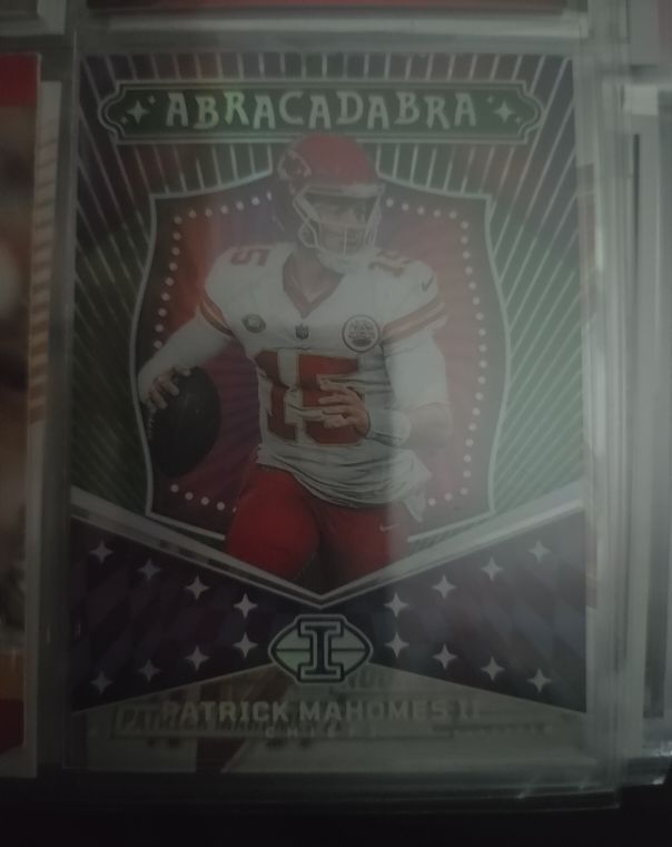 2024 Panini Illusions Abracadabra #1 Patrick Mahomes II Emerald — front