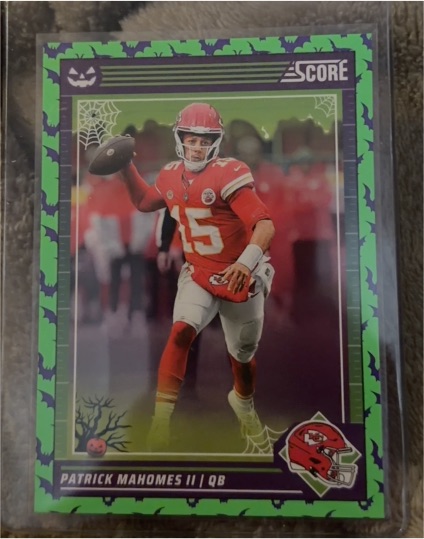 2024 Score-A-Treat #137 Patrick Mahomes II Green Bats — front