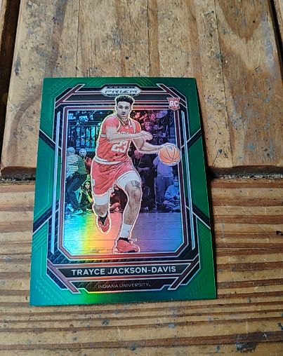 2023 Panini Prizm Draft Picks #7 Trayce Jackson-Davis Green Prizm Rookie — front