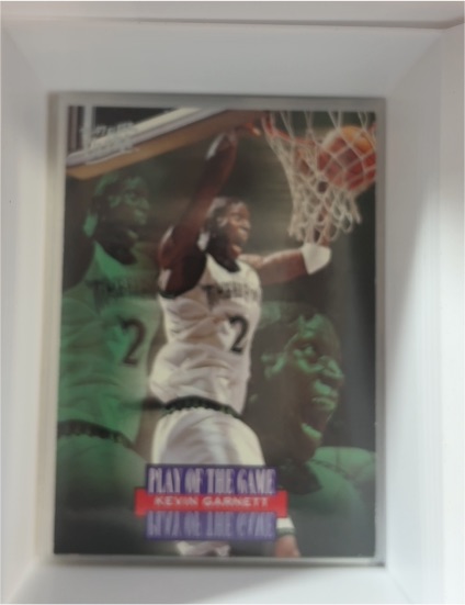 1996-97 Fleer Ultra Play of the Game #290 Kevin Garnett — front