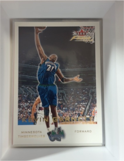 2000-01 Fleer Focus #142 Kevin Garnett — front