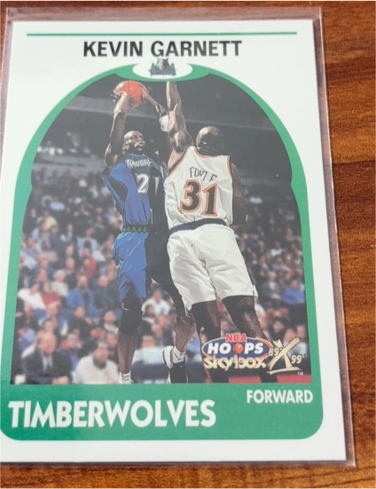 1999-00 Skybox NBA Hoops Decade #85 Kevin Garnett — front