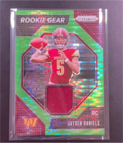 2024 Panini Prizm Rookie Gear #RG-JDS Jayden Daniels — front