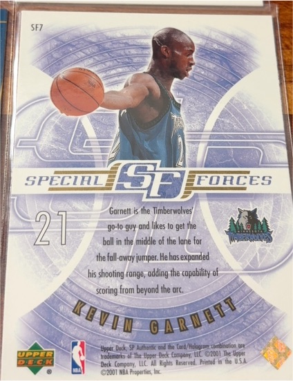 2001 Upper Deck SP Special Forces #SF7 Kevin Garnett — front