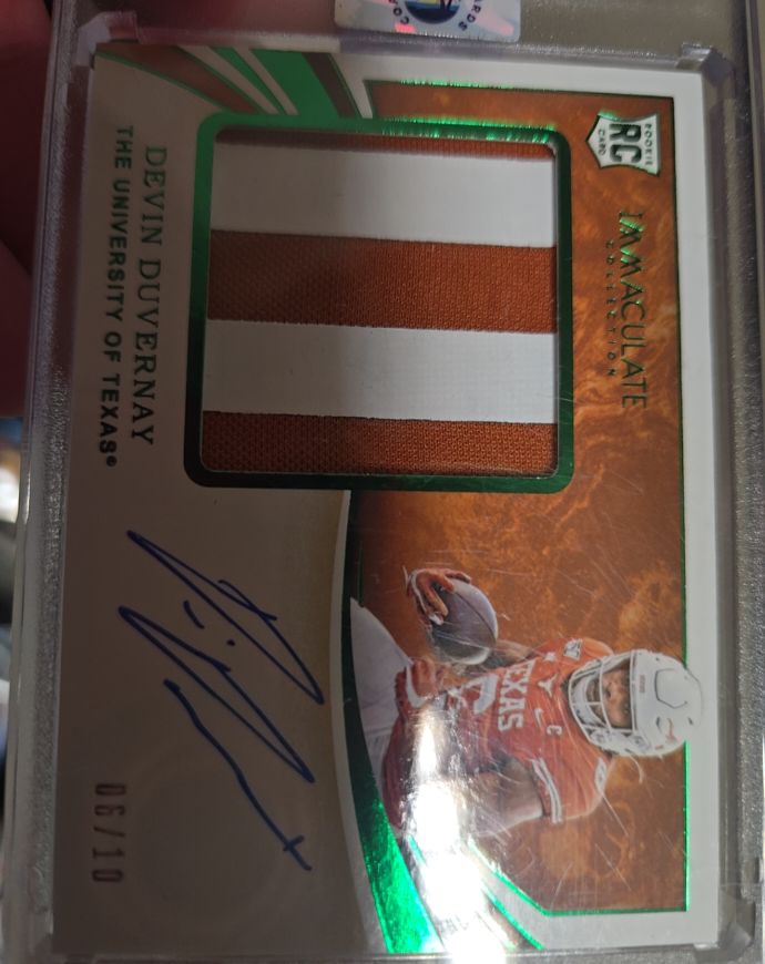 2020 Panini Immaculate Collection Collegiate #117 Devin Duvernay — front