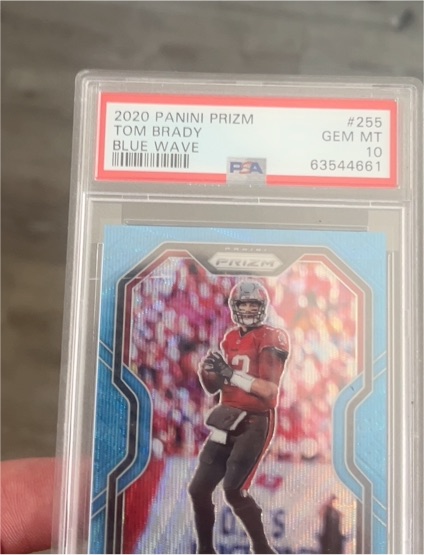 2020 Panini Prizm #255 Tom Brady Blue Wave — front