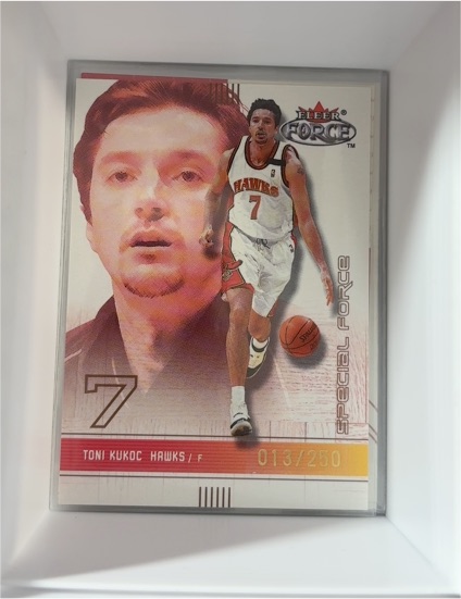 2001-02 Fleer Force #7 Toni Kukoc — front