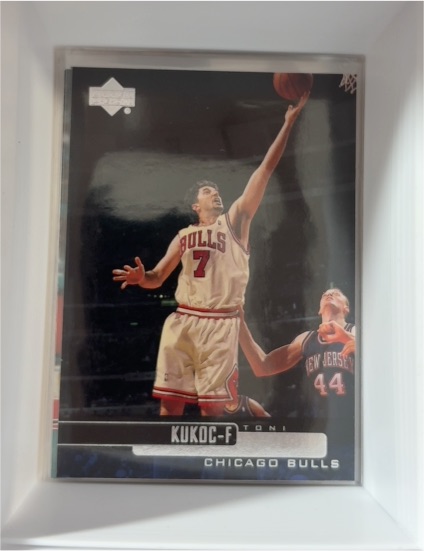 1999-00 Upper Deck #19 Toni Kukoc — front