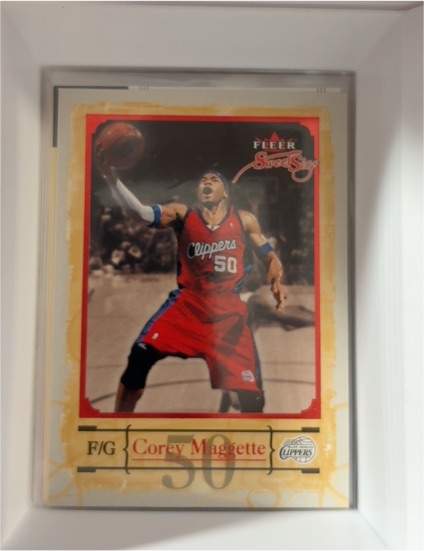 2004-05 Fleer Sweet Sigs #56 Corey Maggette — front