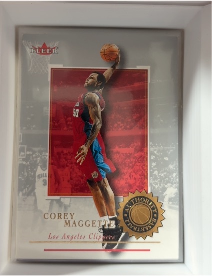 2000-01 Fleer Authority #77 Corey Maggette — front