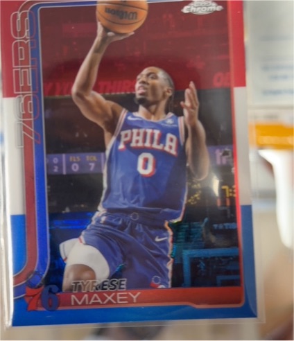 2025-26 Topps Chrome #185 Tyrese Maxey — front