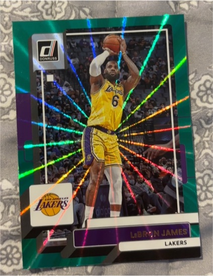 2022-23 Panini Donruss #128 LeBron James — front