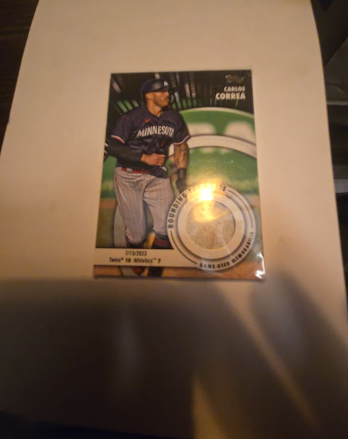2024 Topps Carlos Correa Rounding The Bases Game Used Memorabilia — front