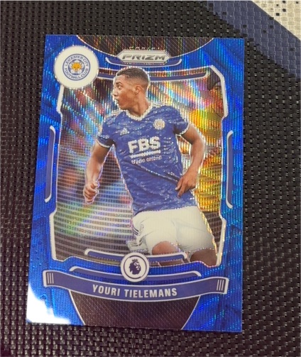 2021-22 Panini Prizm Premier League #23 Youri Tielemans — front