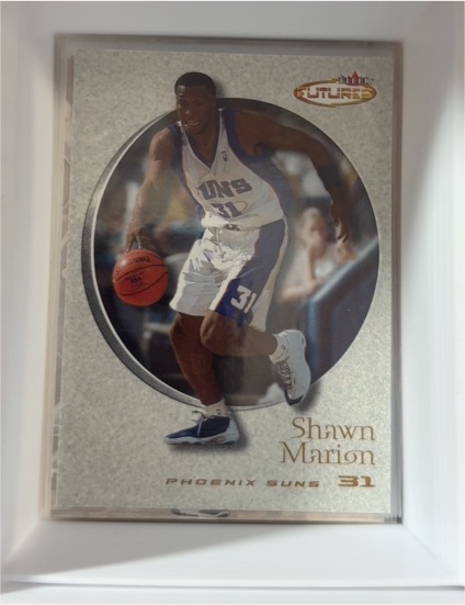 2000-01 Fleer Futures #200 Shawn Marion — front
