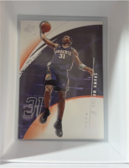 2004-05 SkyBox E-XL #12 Shawn Marion — front