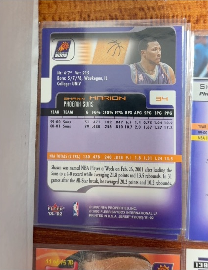 2001-02 Fleer #34 Shawn Marion — front