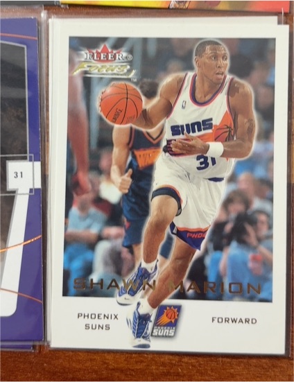 2000-01 Fleer Focus #2 Shawn Marion — front