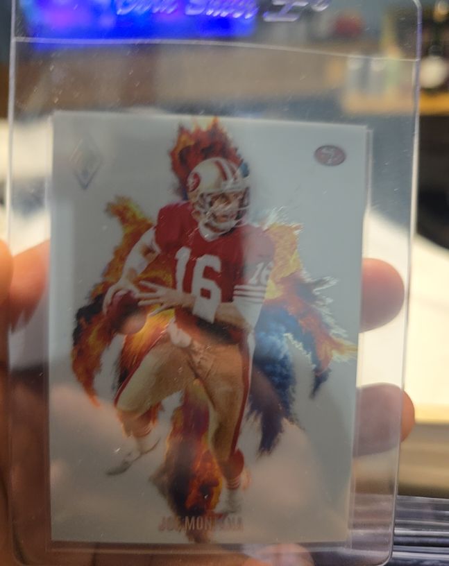 2024 Panini Illusions #98 Joe Montana — front