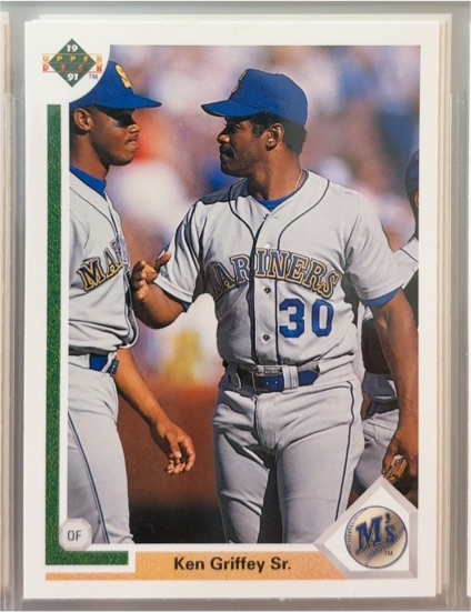 1991 Upper Deck #572 Ken Griffey Sr. — front