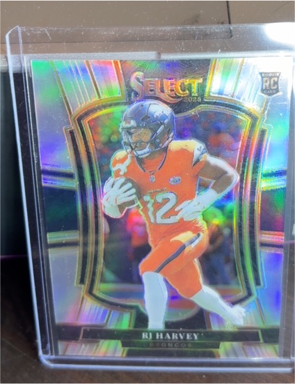 2025 Panini Select #10 RJ Harvey — front
