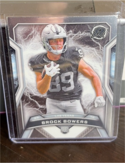 2024 Topps Resurgence #147 Brock Bowers — front